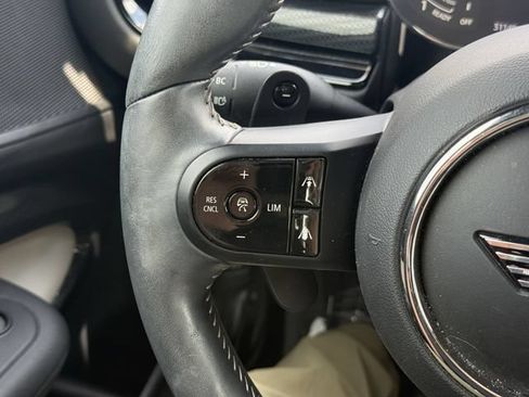 Used 2022 MINI Cooper Clubman S FWD image 26