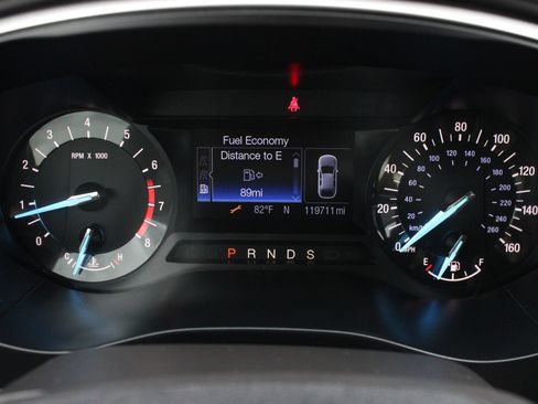 Used 2014 Ford Fusion SE FWD image 34