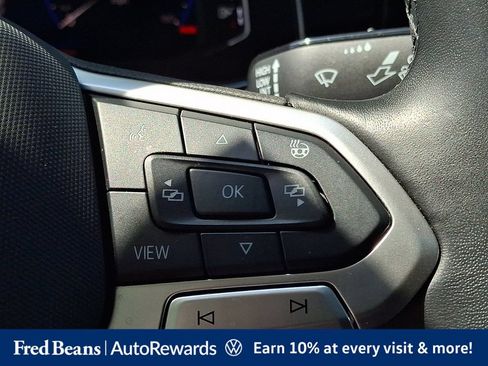 Certified 2025 Volkswagen Jetta SEL FWD image 28