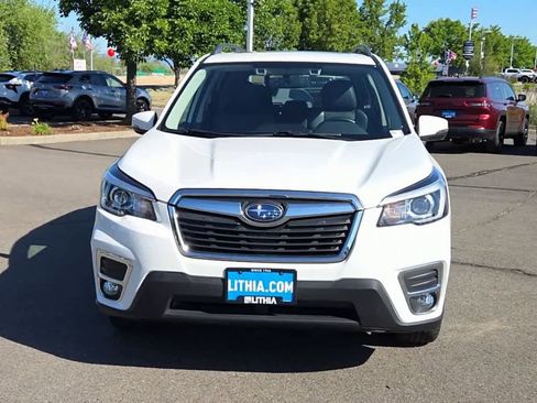 Used 2020 Subaru Forester Limited w/ Popular Package #3 AWD/4WD image 3