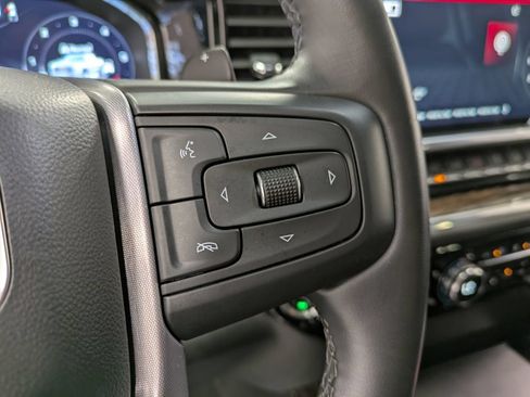 Used 2023 GMC Sierra 1500 Elevation w/ Elevation Premium Package AWD/4WD image 18