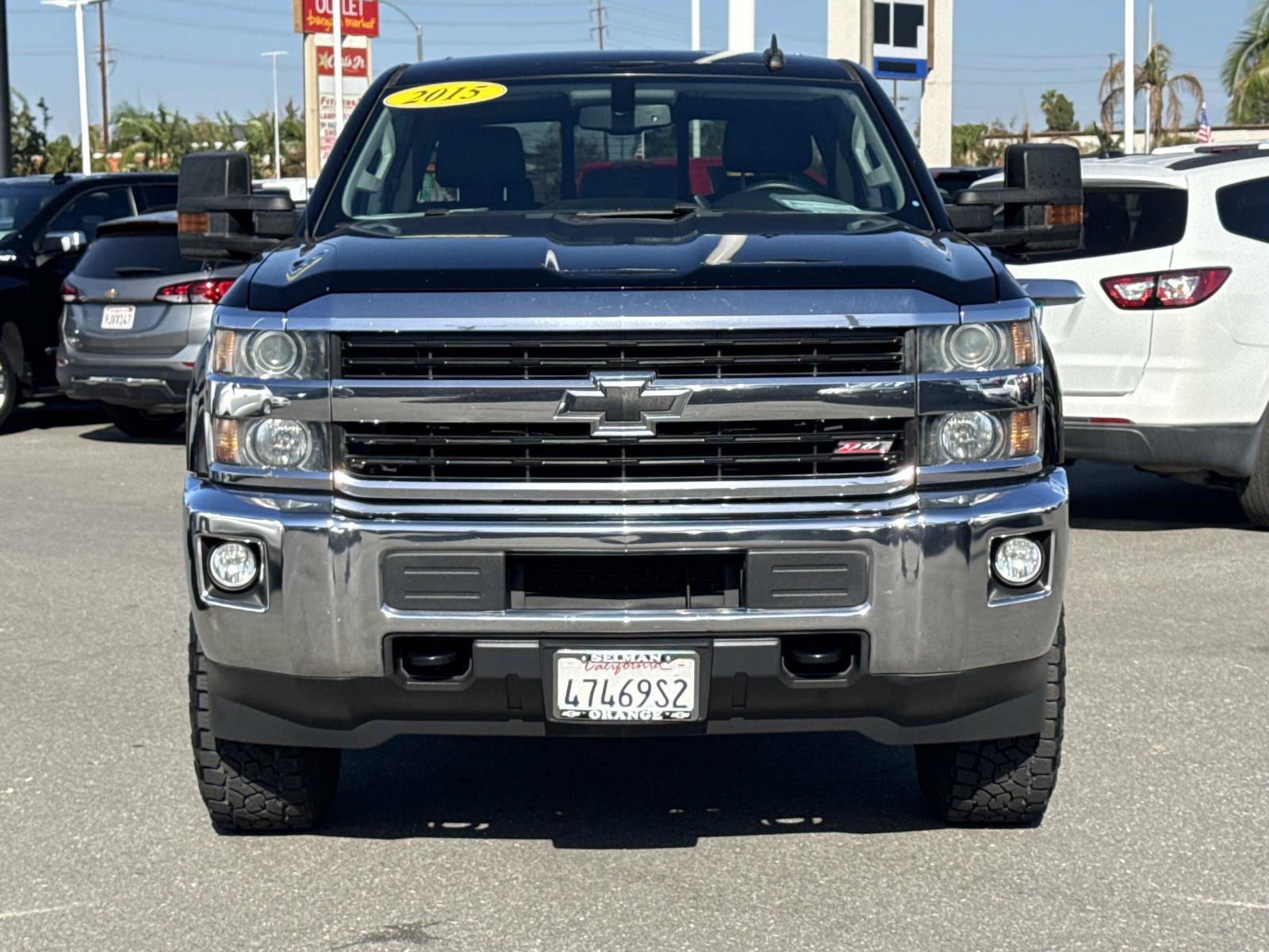Used 2015 Chevrolet Silverado 2500 LT w/ LT Convenience Package AWD/4WD image 2