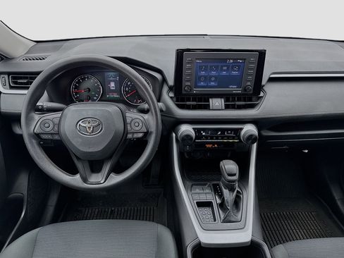 Used 2022 Toyota RAV4 LE FWD image 14