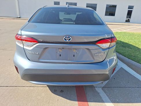 Used 2021 Toyota Corolla LE image 5