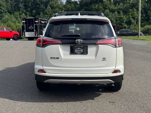 Used 2016 Toyota RAV4 SE AWD/4WD image 6