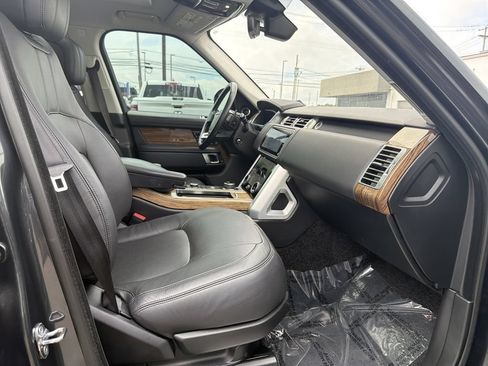 Used 2019 Land Rover Range Rover Supercharged AWD/4WD image 16