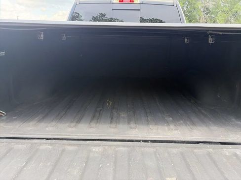 Used 2019 RAM 1500 Laramie AWD/4WD image 7
