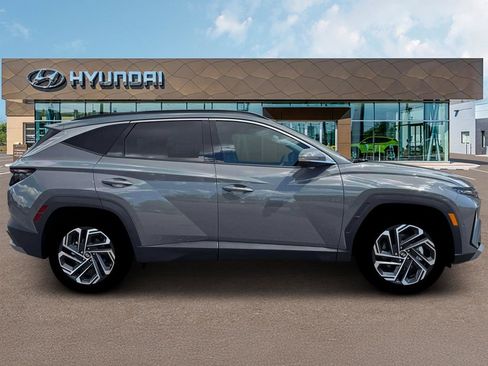 New 2026 Hyundai Tucson Limited image 9