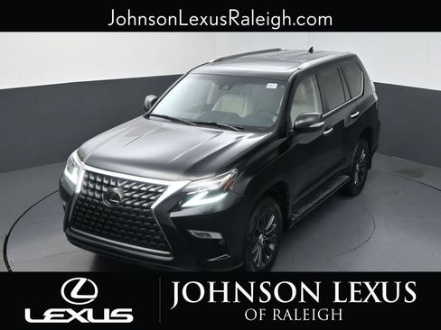 Used 2021 Lexus GX 460 Luxury w/ Accessory Package AWD/4WD image 24
