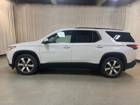 Used 2019 Chevrolet Traverse LT w/ LT Premium Package image 9