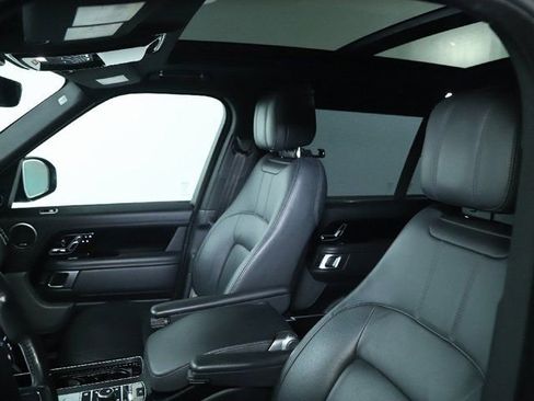 Used 2019 Land Rover Range Rover Long Wheelbase Supercharged image 18