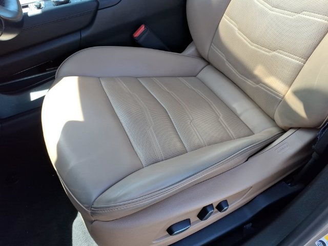 Used 2023 Cadillac XT5 Sportv w/ Platinum Package AWD/4WD image 20