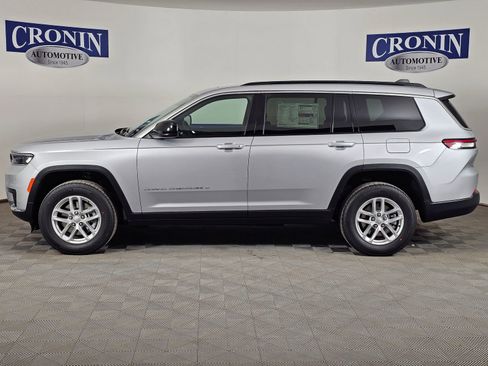 New 2025 Jeep Grand Cherokee L Laredo w/ Luxury Tech Group I AWD/4WD image 2