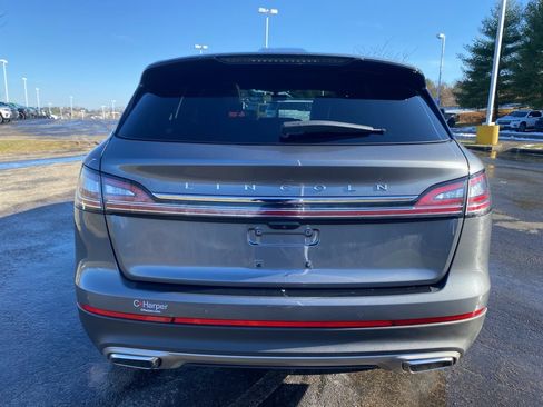 Used 2023 Lincoln Nautilus Reserve w/ Monochromatic Package image 4