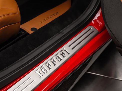 Used 2018 Ferrari 488 GTB GTB image 18