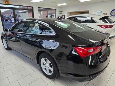 Used 2024 Chevrolet Malibu LT image 9