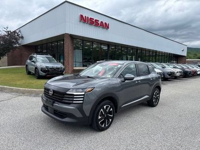 Used 2025 Nissan Kicks SV