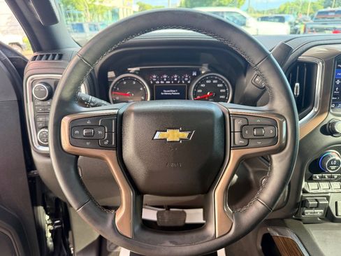 Used 2023 Chevrolet Silverado 2500 High Country w/ Z71 Off-Road Package AWD/4WD image 22