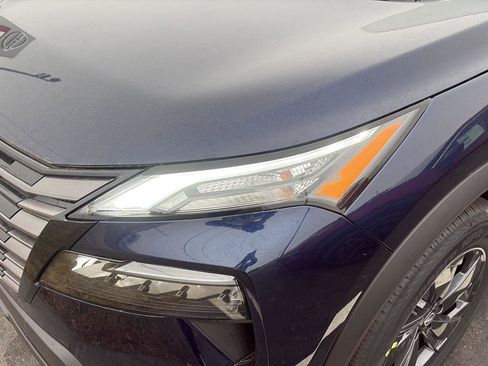 New 2026 Nissan Rogue SV image 19