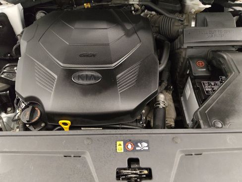 Used 2020 Kia Telluride LX FWD image 30