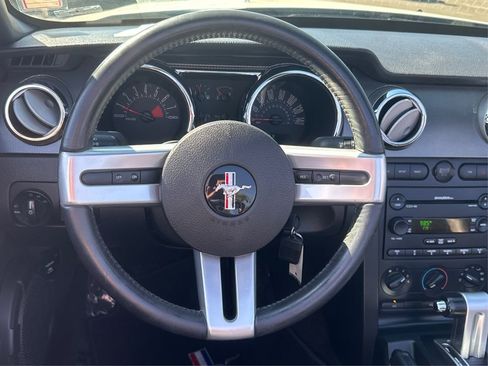 Used 2007 Ford Mustang GT image 19