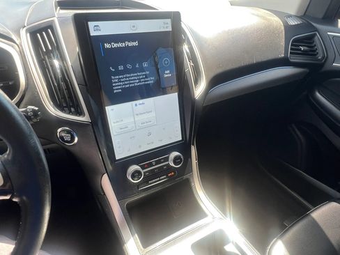 Used 2021 Ford Edge SEL FWD image 22