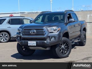 Used 2017 Toyota Tacoma TRD Off-Road w/ Premium & Technology Package video 1