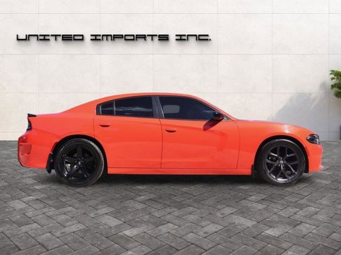 Used 2020 Dodge Charger SXT w/ Blacktop Package RWD image 8