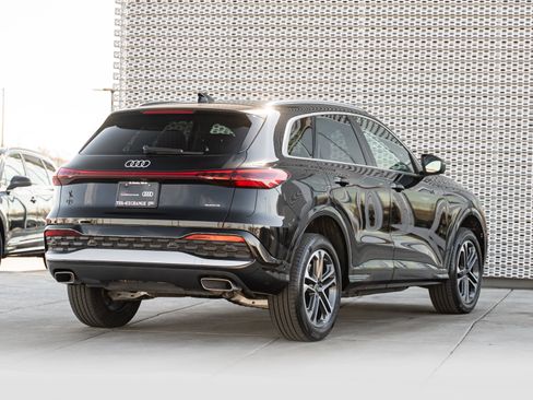 Certified 2025 Audi Q5 Premium w/ Convenience Package AWD/4WD image 4