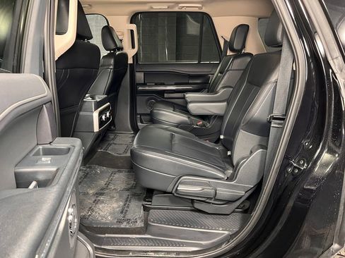 Used 2024 Ford Expedition Max XLT image 34