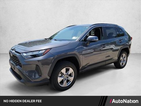 Used 2024 Toyota RAV4 LE AWD/4WD image 1