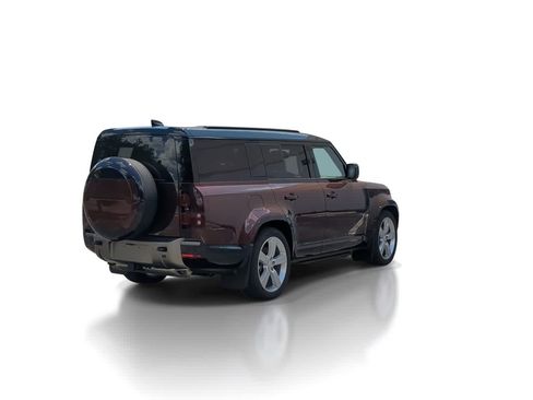 Certified 2025 Land Rover Defender 130 X-Dynamic SE AWD/4WD image 8