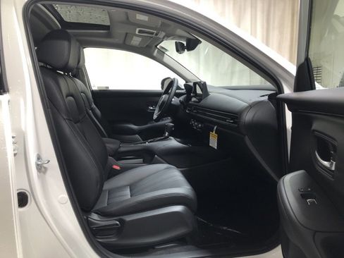 New 2026 Honda HR-V EX-L image 13