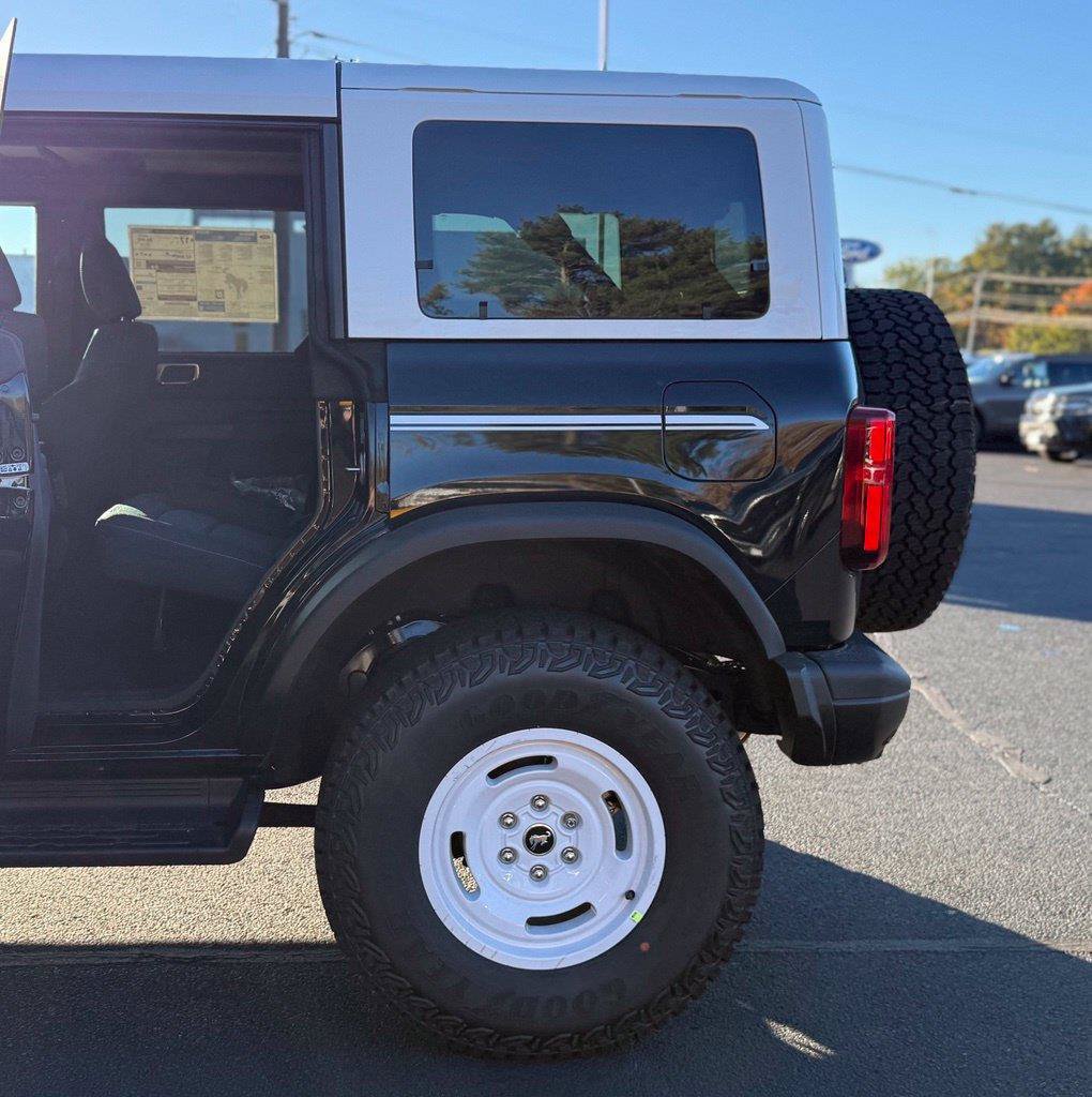 New 2026 Ford Bronco Heritage Edition AWD/4WD image 28