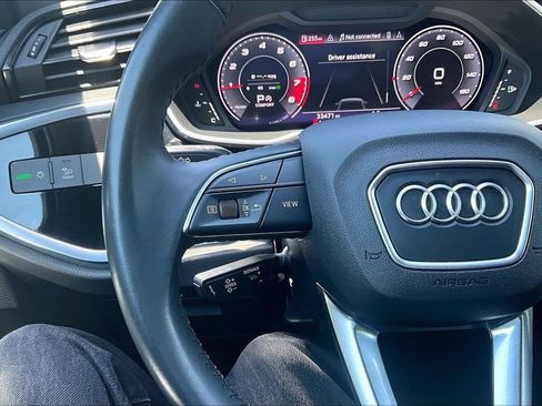 Used 2020 Audi Q3 2.0T Premium Plus w/ Premium Plus Package AWD/4WD image 9
