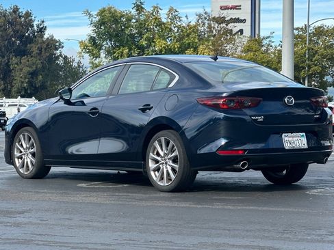 Used 2020 MAZDA MAZDA3 AWD Sedan w/ Preferred Package image 6