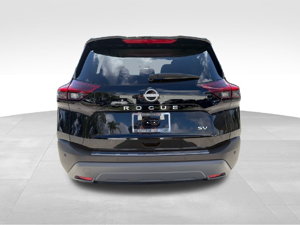Certified 2023 Nissan Rogue SV FWD image 7