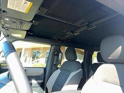 Used 2023 Ford Bronco Wildtrak AWD/4WD image 21