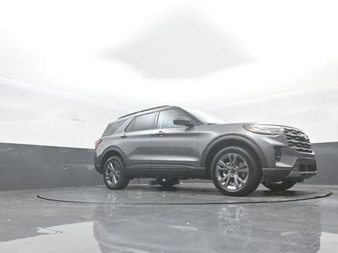New 2026 Ford Explorer Active w/ Active Comfort Package AWD/4WD image 33