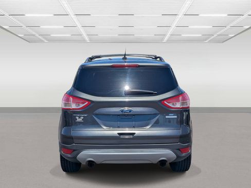 Used 2016 Ford Escape SE FWD image 4