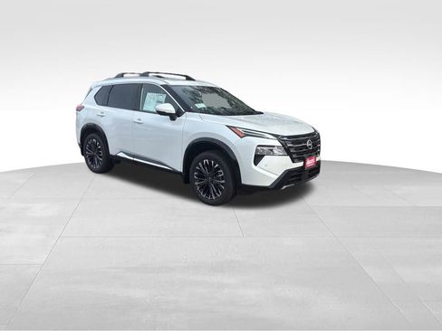 New 2026 Nissan Rogue Platinum w/ Platinum Premium Package image 10