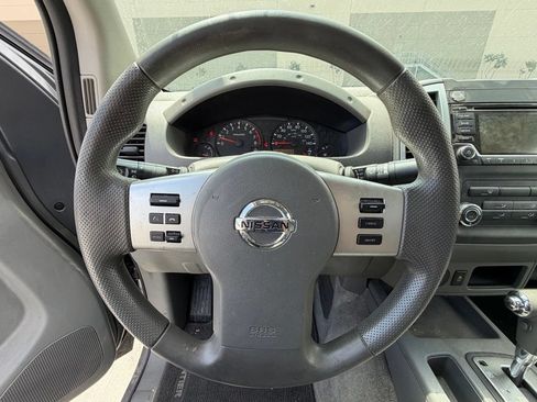 Used 2018 Nissan Frontier SV RWD image 20