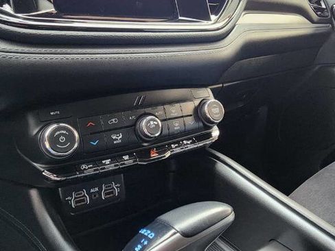 Used 2022 Dodge Durango SXT image 52