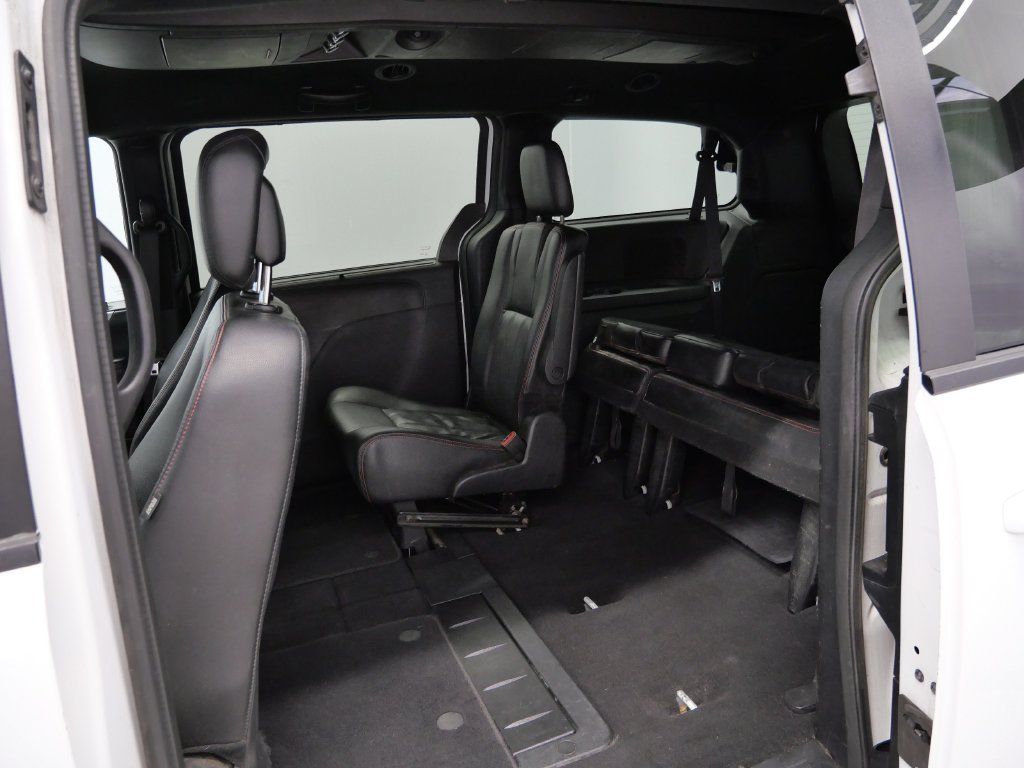 Used 2019 Dodge Grand Caravan GT FWD image 11