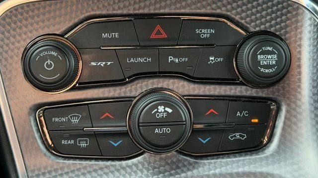 Used 2018 Dodge Challenger SRT Hellcat RWD image 20
