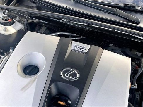 Used 2019 Lexus ES 300h w/ Accessory Package 2 image 33