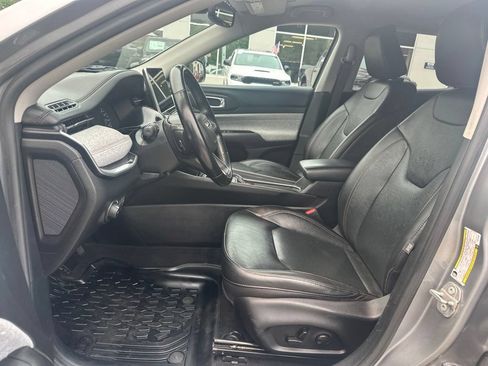 Used 2022 Jeep Compass Latitude AWD/4WD image 13