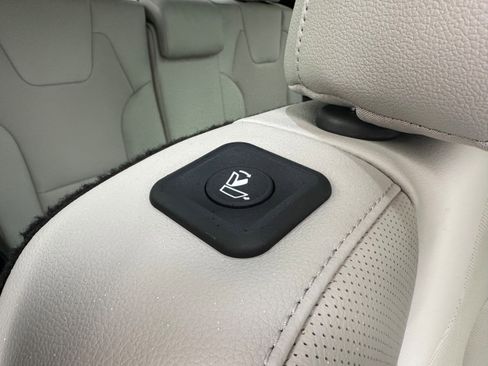 Used 2022 Kia Telluride SX w/ Nightfall Edition Package image 26