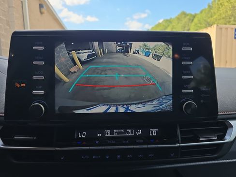 Used 2024 Toyota Sienna XSE FWD image 24