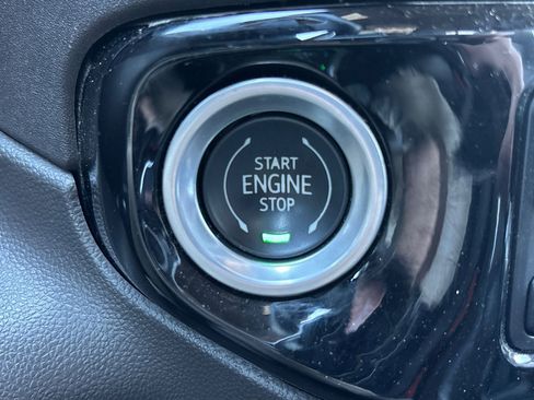 Used 2023 GMC Sierra 1500 SLT w/ SLT Premium Plus Package image 21